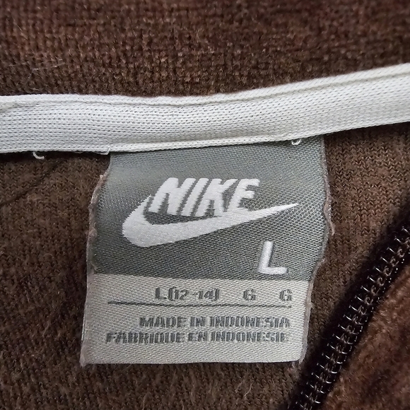 NIKE Chocolate Brown Velvet sweater brown - Picture 2 of 6